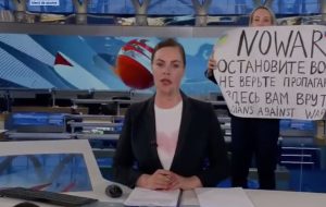 Periodista russa guerra