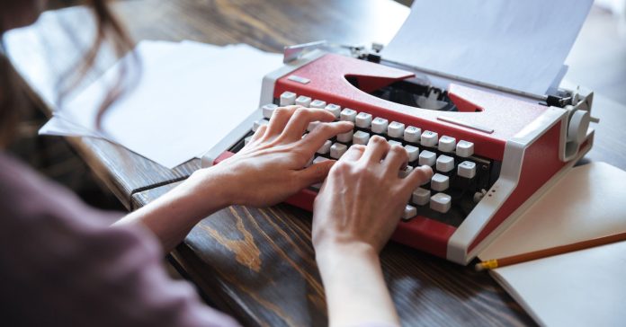 Mujeres escritoras CAT