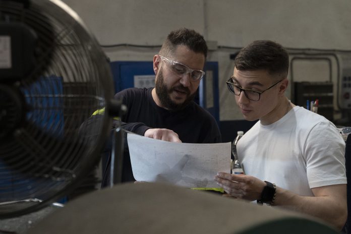 Javier és un joven d'Almendralejo (Extremadura) que va participar en un dels programes formatius d'Acción contra el Hambre (Ach).