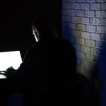 L’ús descontrolat de les apps d’IA poden comportar delictes penals (Drobotdean/Freepik)